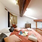 Coup De Coeur Yourhosthelper